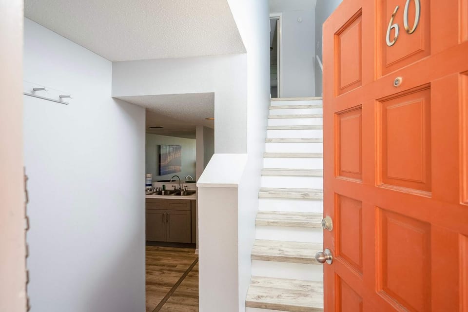 Pier Point South Oceanfront Townhouse Condo E-60 House in Saint Augustine Beach