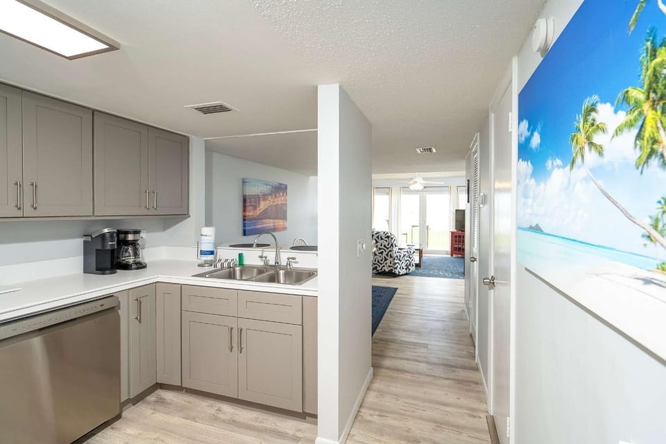 Pier Point South Oceanfront Townhouse Condo E-60 House in Saint Augustine Beach