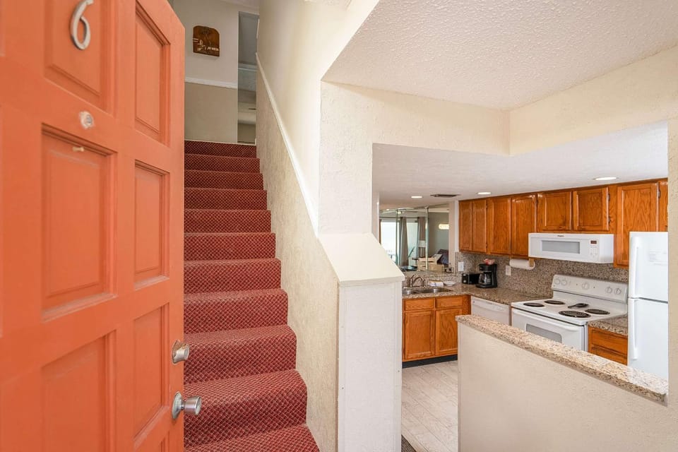 Pier Point South Oceanfront Townhouse Condo A-6 House in Saint Augustine Beach