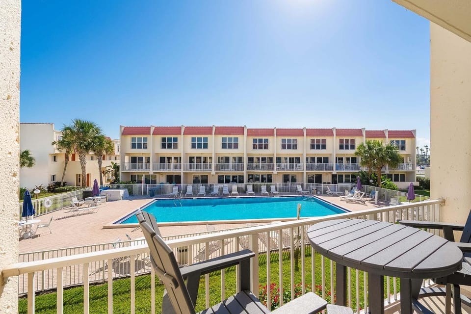 Pier Point South Ocean View Condo B-18 House in Saint Augustine Beach