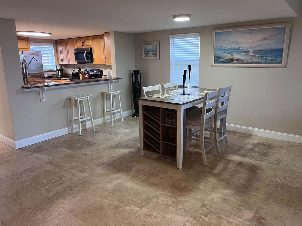 Pier Point South Oceanfront Condo A-1 House in Saint Augustine Beach