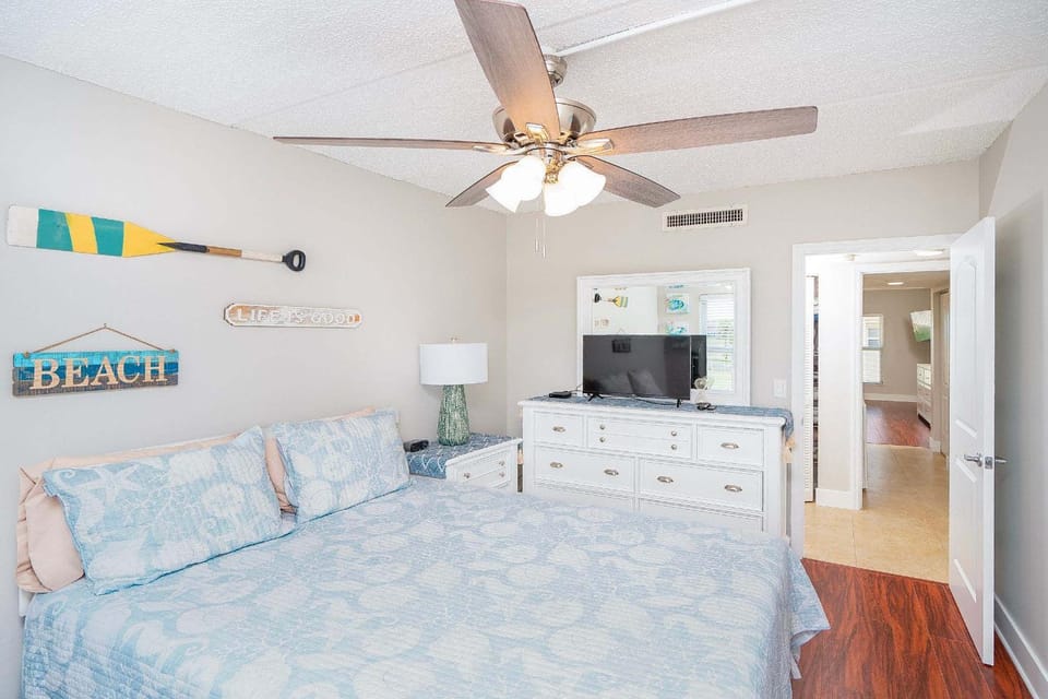 Deluxe Ocean View Townhouse Condo C-38 House in Saint Augustine Beach