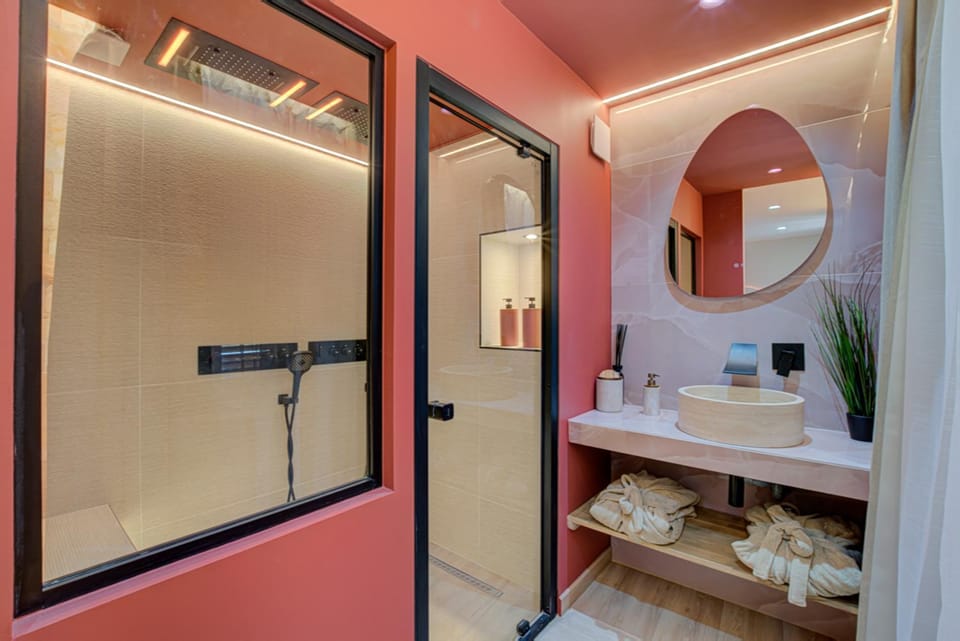 Shower, Bathroom, towels