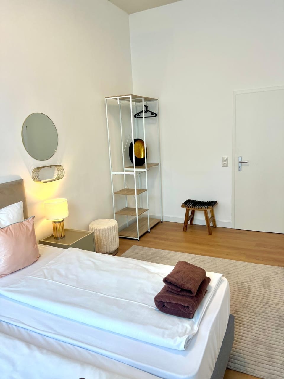 BIG New 7Rooms City Center APARTMENTS and Suites Apartment in Berlin