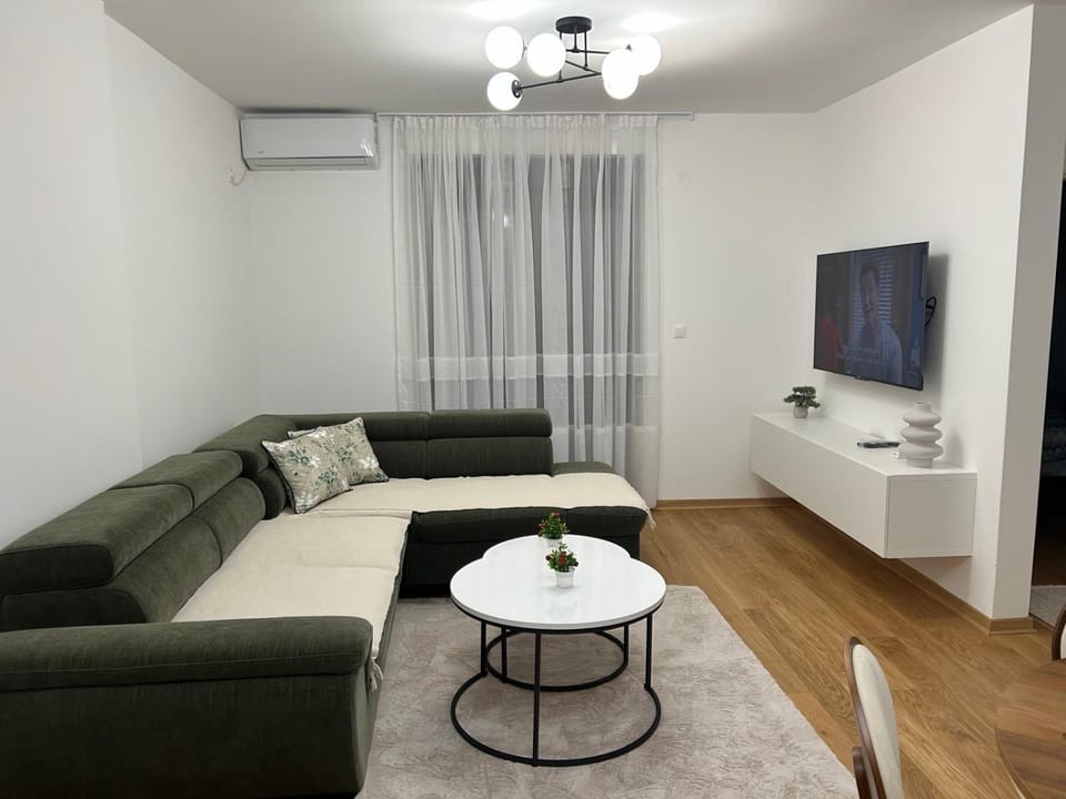 TV and multimedia, Living room, air conditioner