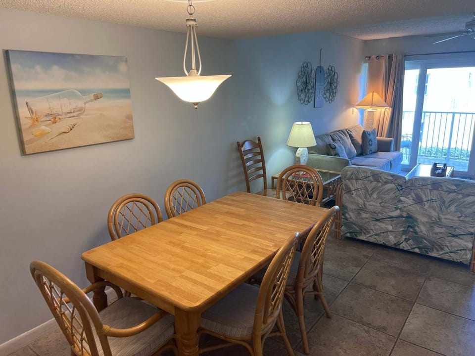 Relaxing Poolside Ocean View Townhouse Condo C-32 House in Saint Augustine Beach