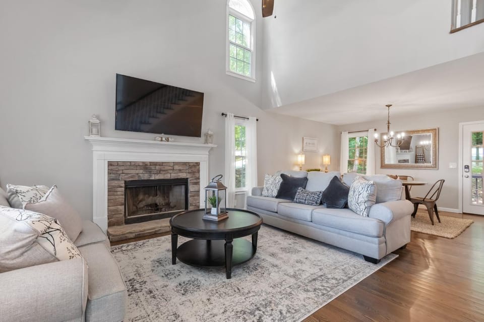 535 Douthit Ferry Cartersville House in Cartersville