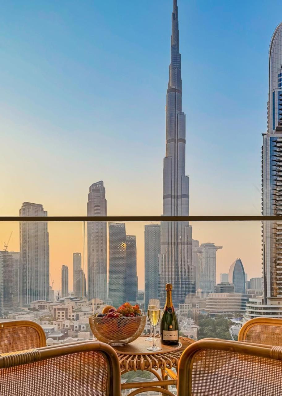 View (from property/room), Balcony/Terrace, City view
