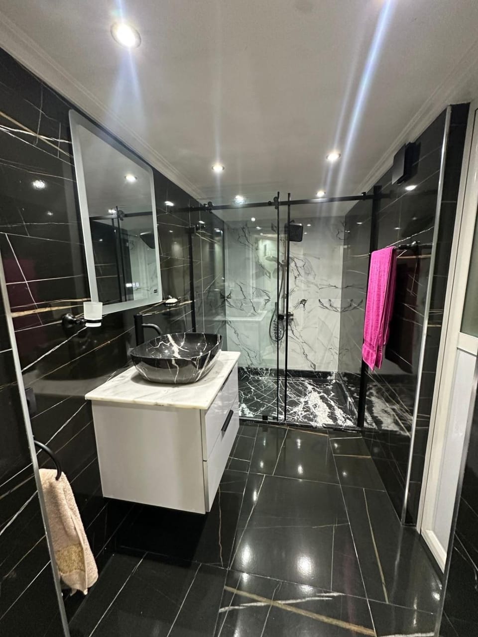 Shower, towels