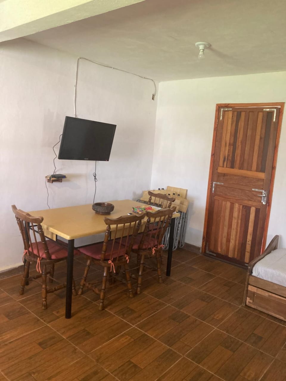TV and multimedia, Dining area