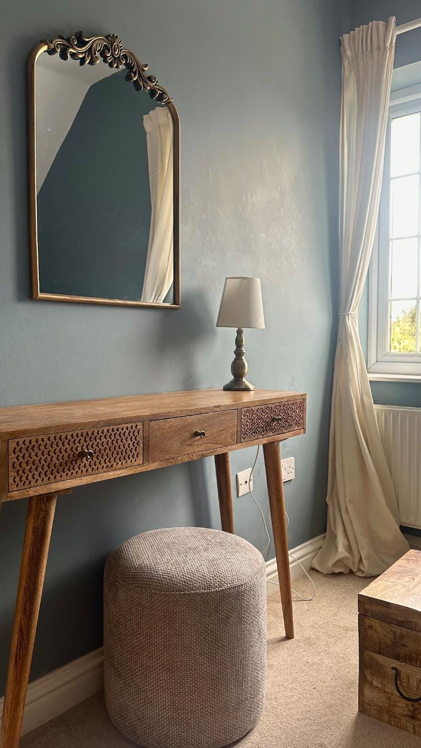 Entire Cotswolds barn retreat House in West Oxfordshire District