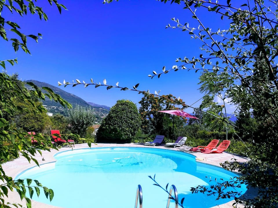Villa Nice Côte d'Azur piscine privée rez de chaussée Villa in French Riviera