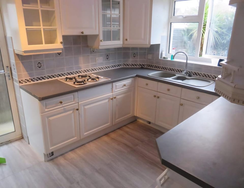 Room in Feltham, Heathrow, London Vacation rental in London Borough of Hounslow