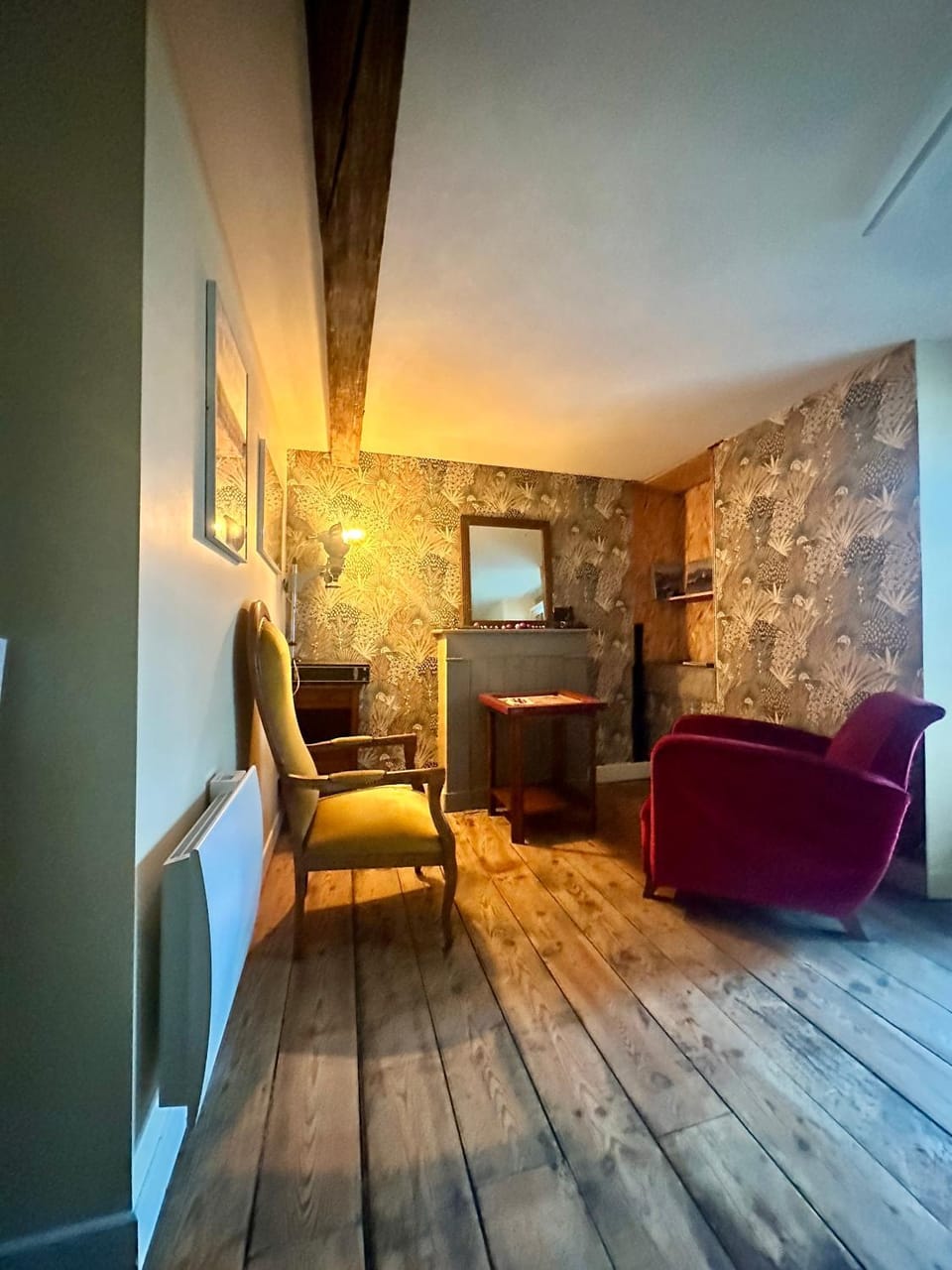 Seating area, Bedroom