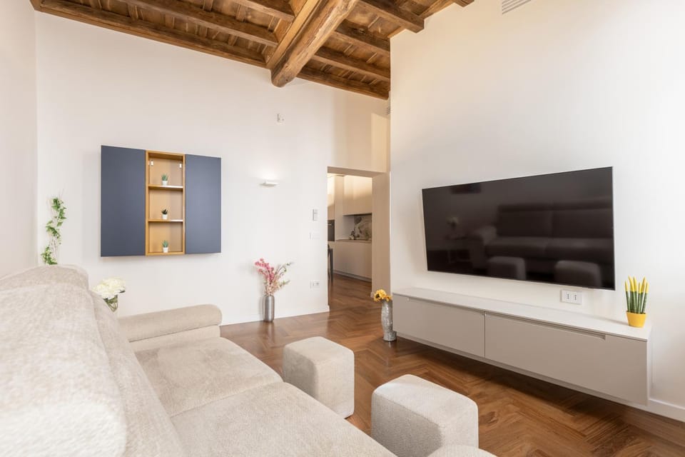 TV and multimedia, Living room, Seating area