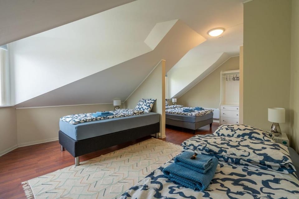 Big, Bright & Beautiful - with 6 Large Bedrooms Apartment in Bergen