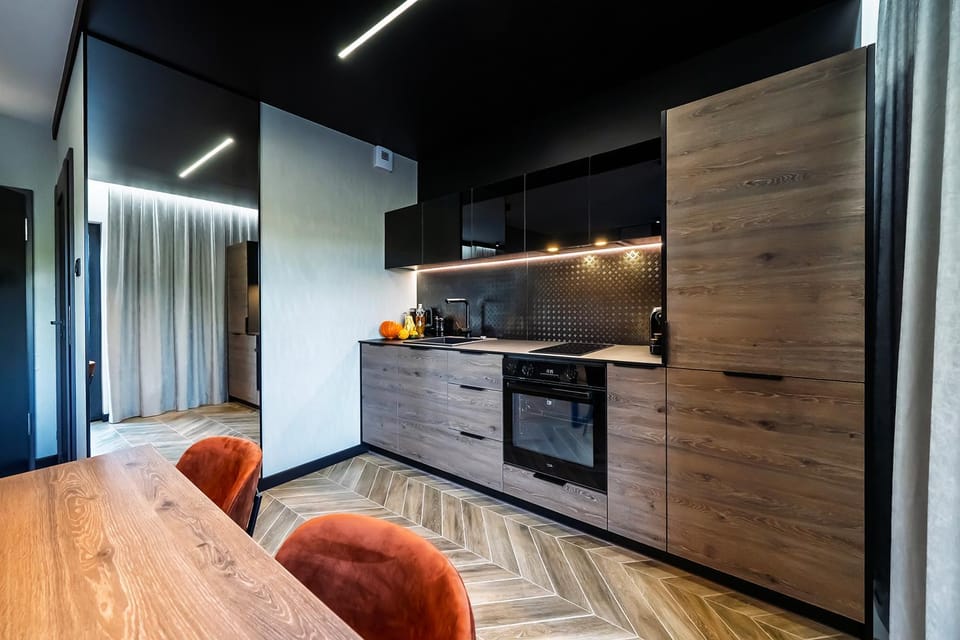 Kitchen or kitchenette