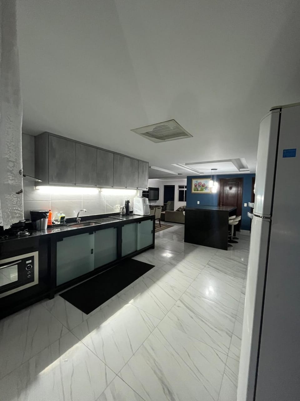 Kitchen or kitchenette, oven, stove