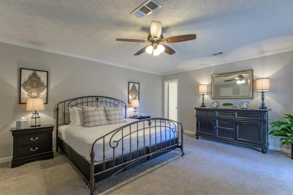 196 Etowah Cartersville House in Cartersville
