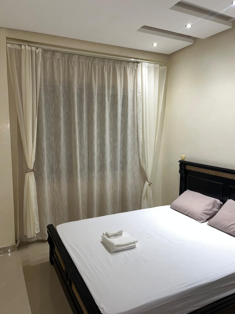 Appartement confortable 2 chambres et lumineux proche souk et plage Apartment in Agadir