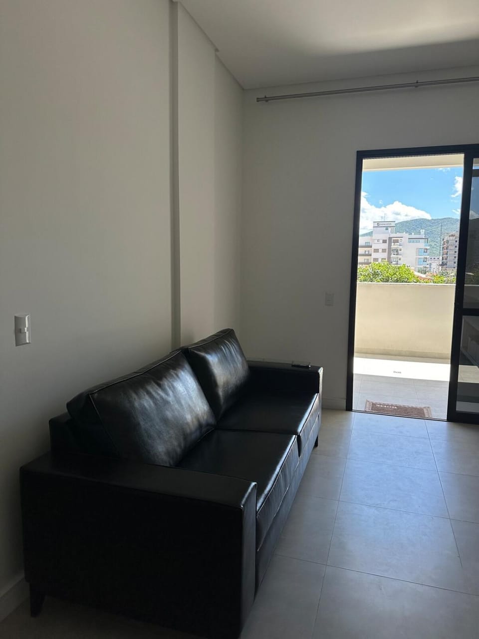 Apartamento 205 Praia Grande - Pé na areia - Governador Celso Ramos Apartment in Florianopolis