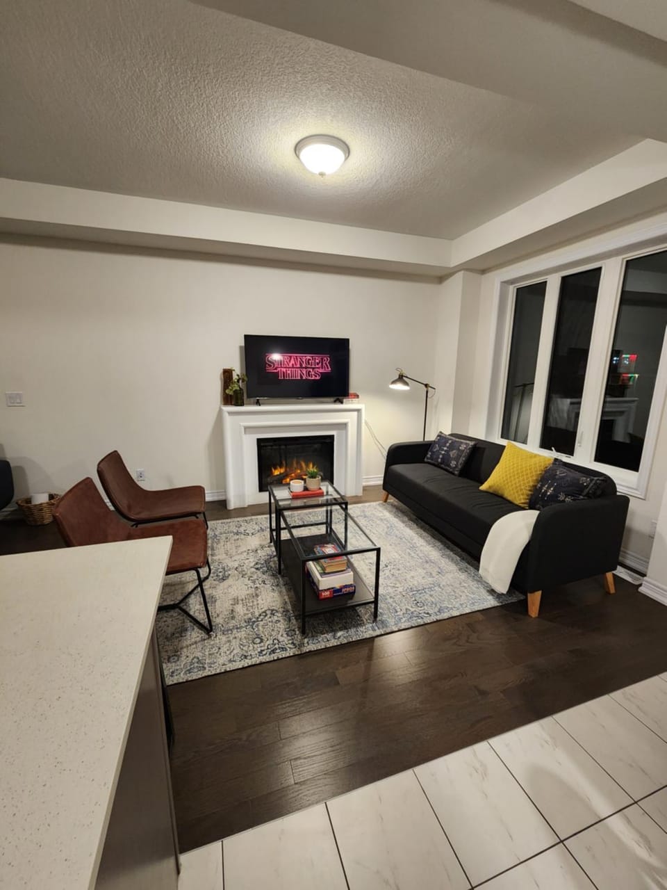 Cozy Home for 10 people House in Kitchener