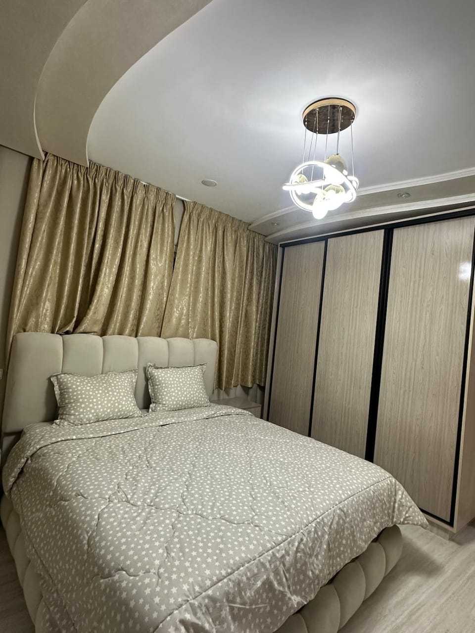 Photo of the whole room