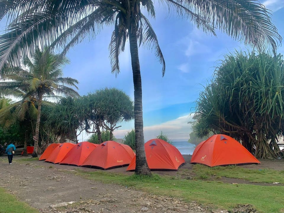 Sewa Tenda Pantai Madasari Campground/ 
RV Resort in West Java