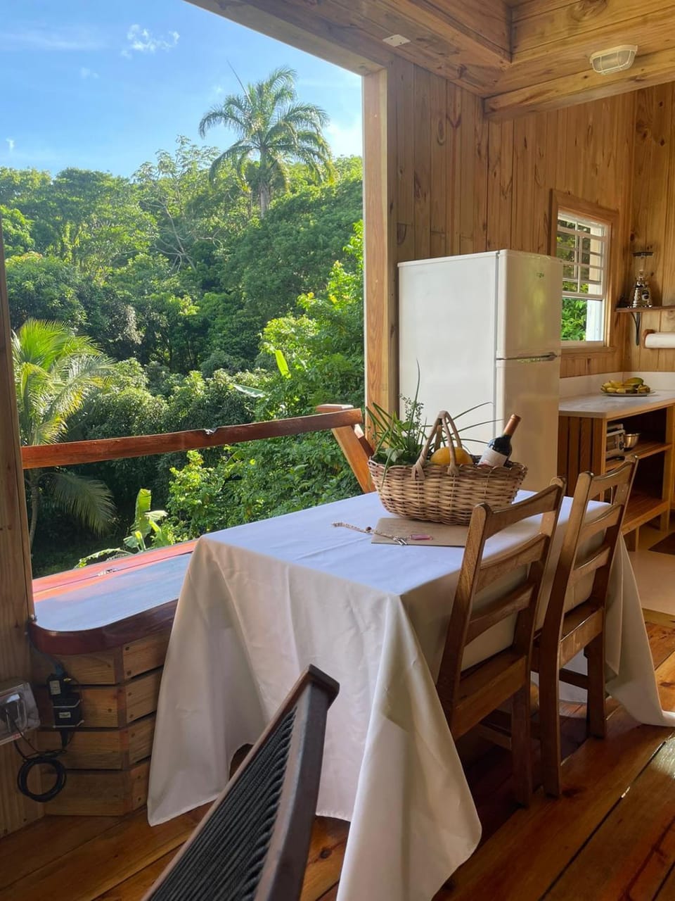 Natural landscape, View (from property/room), Balcony/Terrace, Dining area