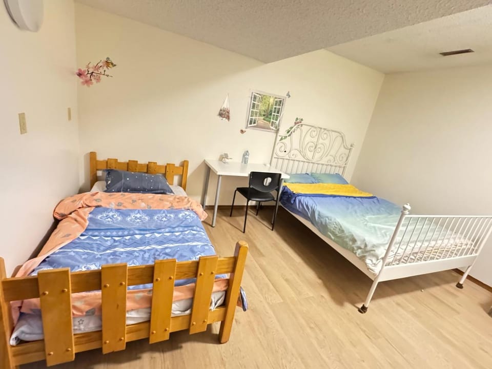 Bed, Bedroom