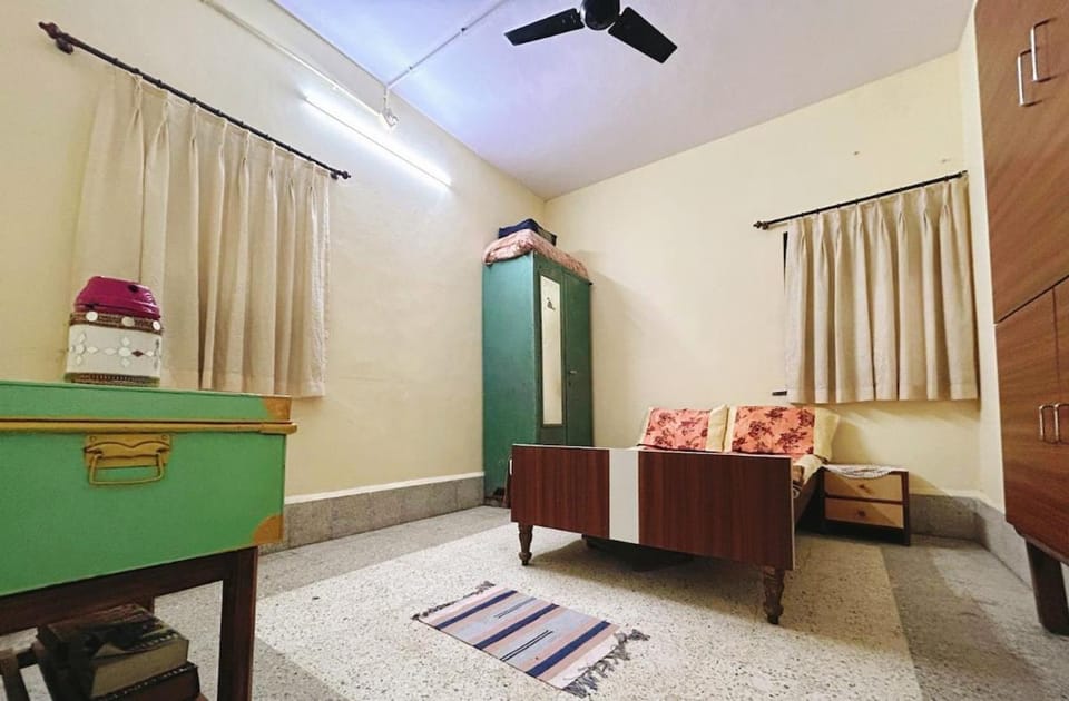Esha's Homely stay Apartment in Maharashtra