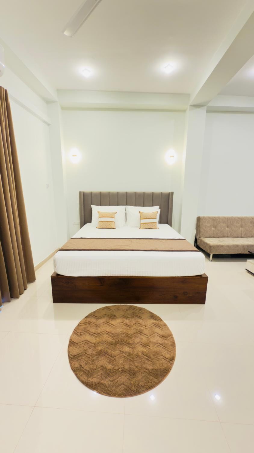 Bed, Living room, Bedroom