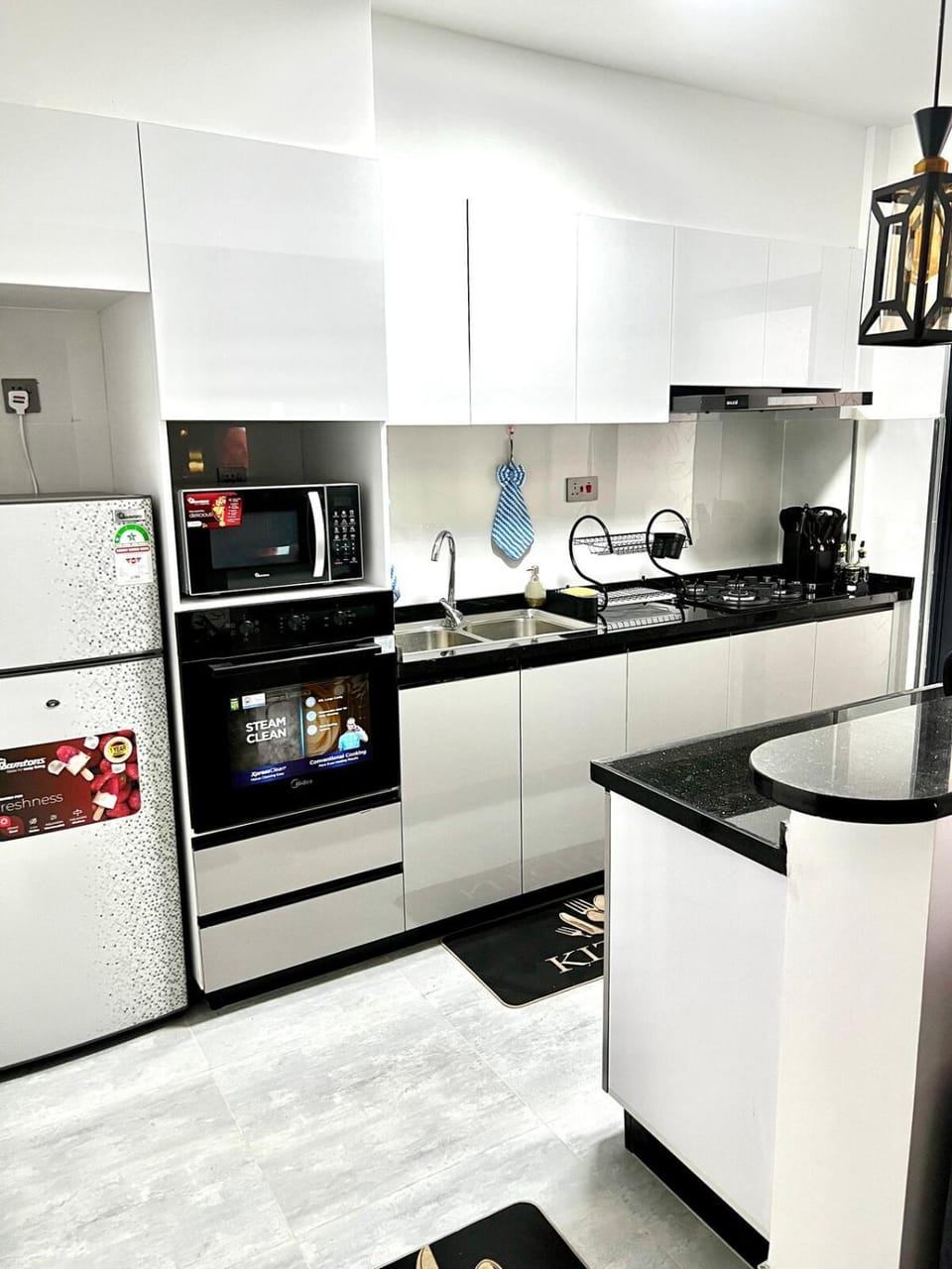 Urban Charm 2BR Apartment Apartment in Nairobi County