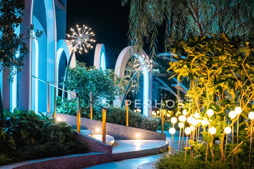 Night, Garden