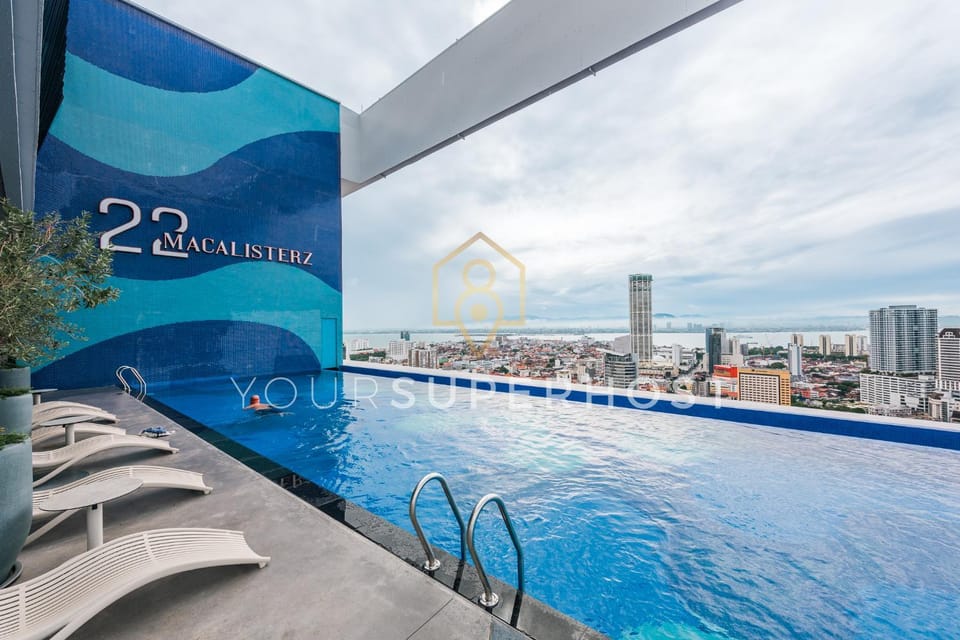 City view, Pool view, Swimming pool, Swimming pool, sunbed