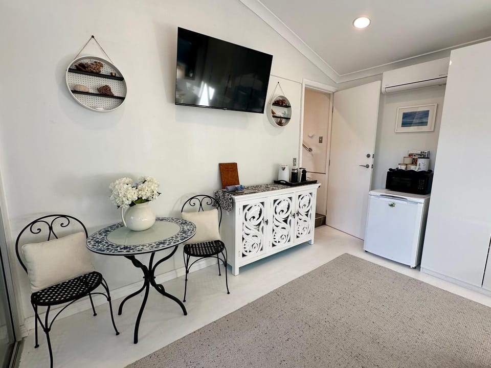 Coral Cove Bed and Breakfast in Pittwater Council