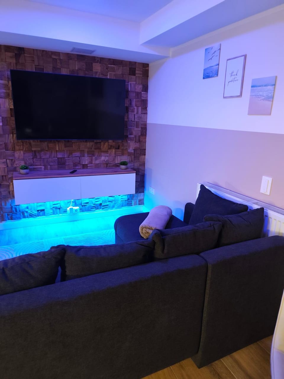 TV and multimedia, Living room