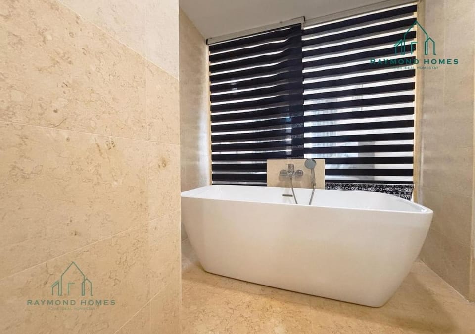 Harborlight Jazz Suite Apartment in Penang