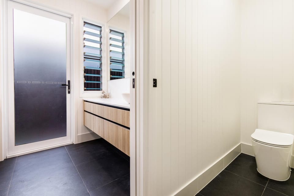 Toilet, Bathroom