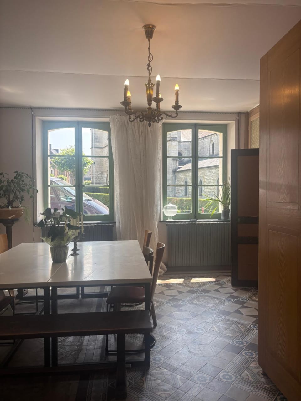 Seating area, Dining area