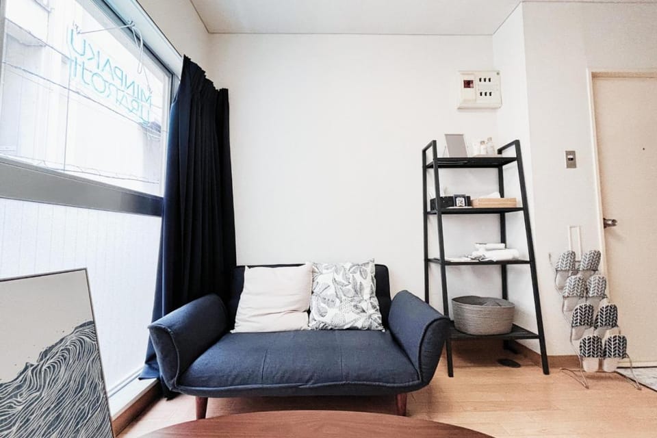 Living room, Photo of the whole room