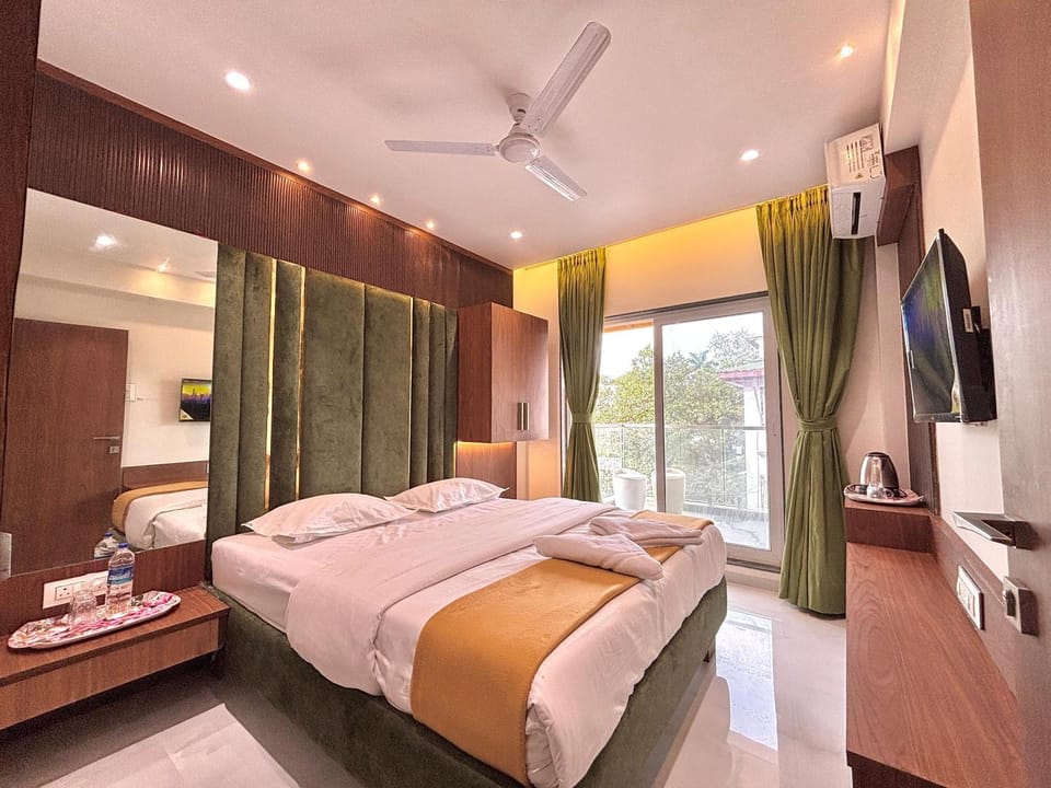Nivaant - by Marathi Zatka Hotel in Lonavla