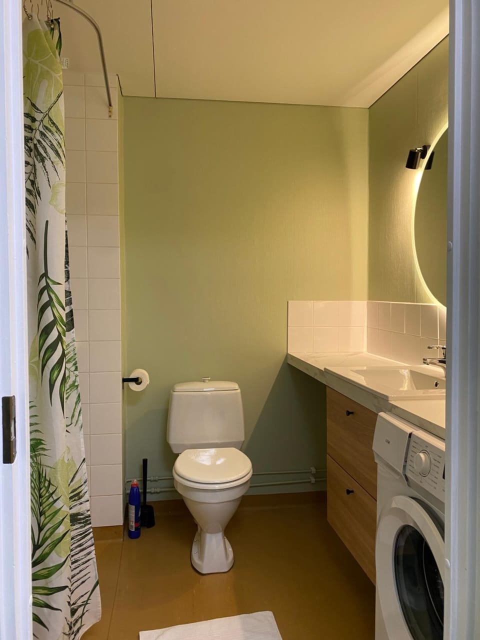 Ellis Seaside Suite Apartment in Helsinki