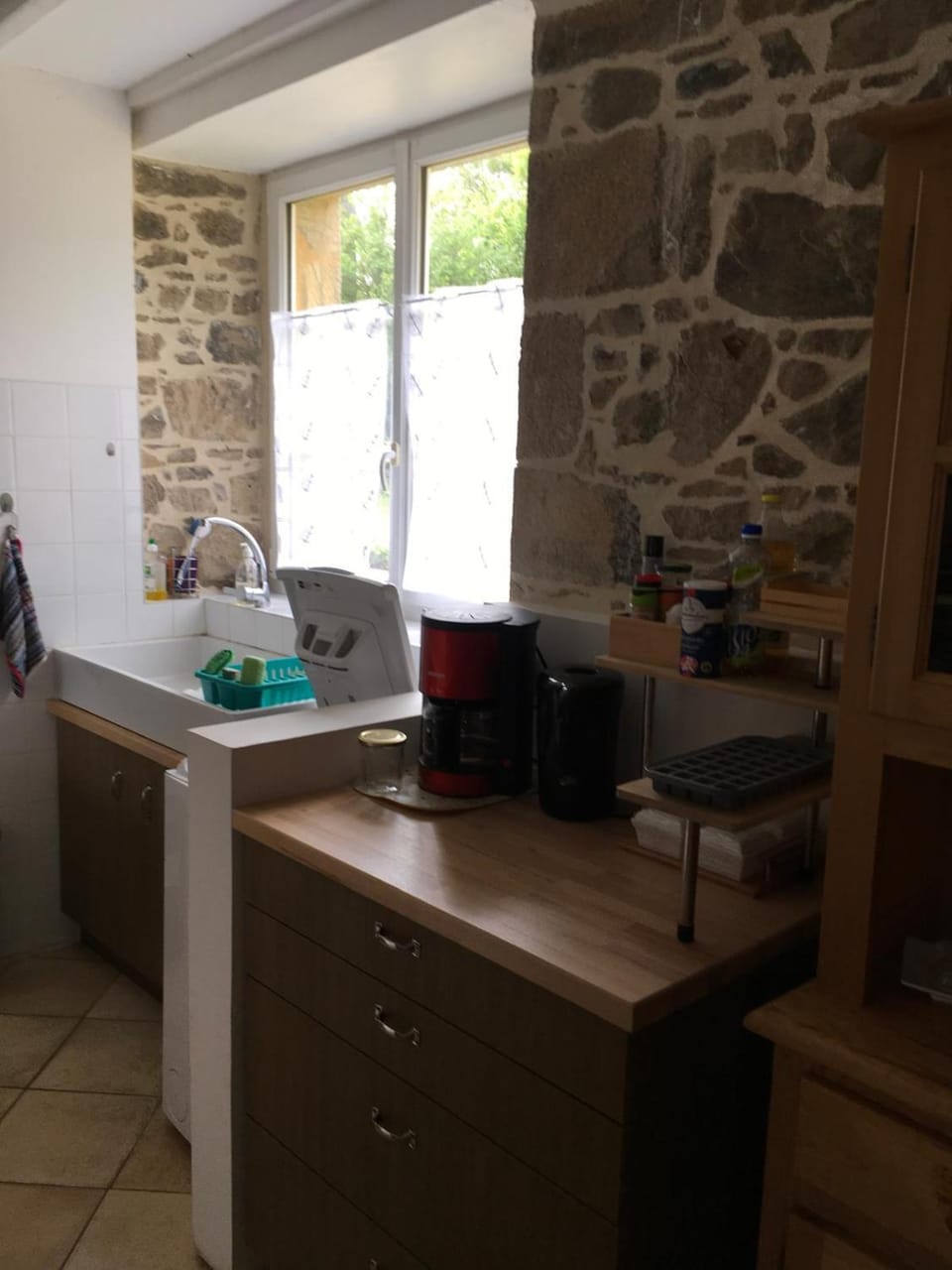 Coffee/tea facilities, dishwasher, washing machine, kitchen