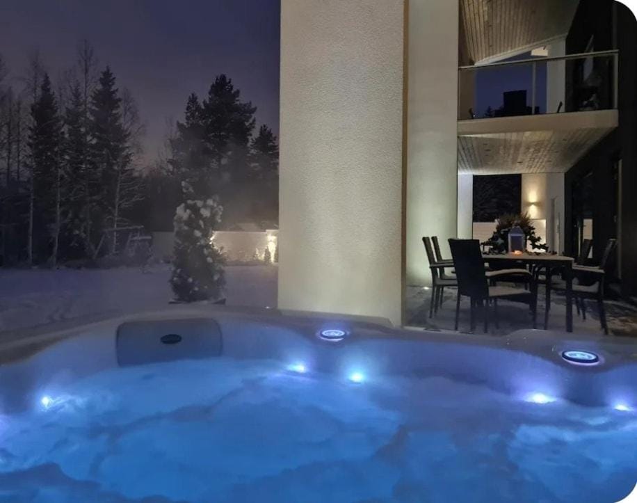 Eco-friendly stay with hot tub & panorama view Apartment in Finland