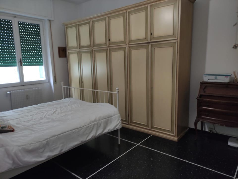 Cruise Lodge Vista Mare Apartment in Genoa