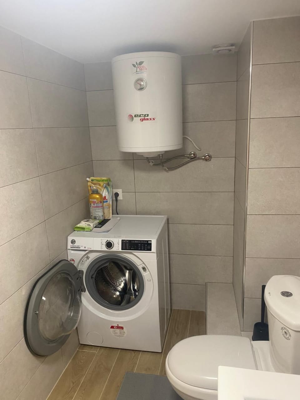 Toilet, washing machine, dryer