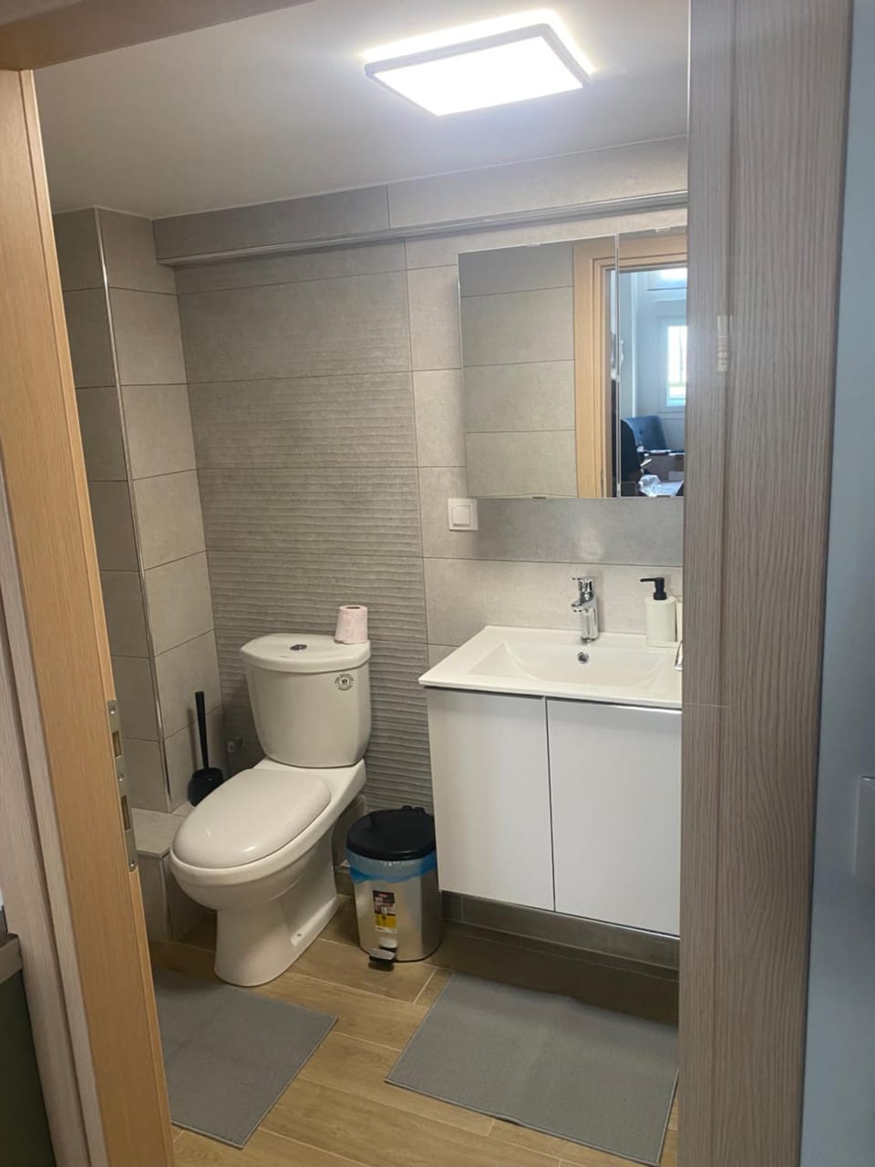 Toilet, Bathroom