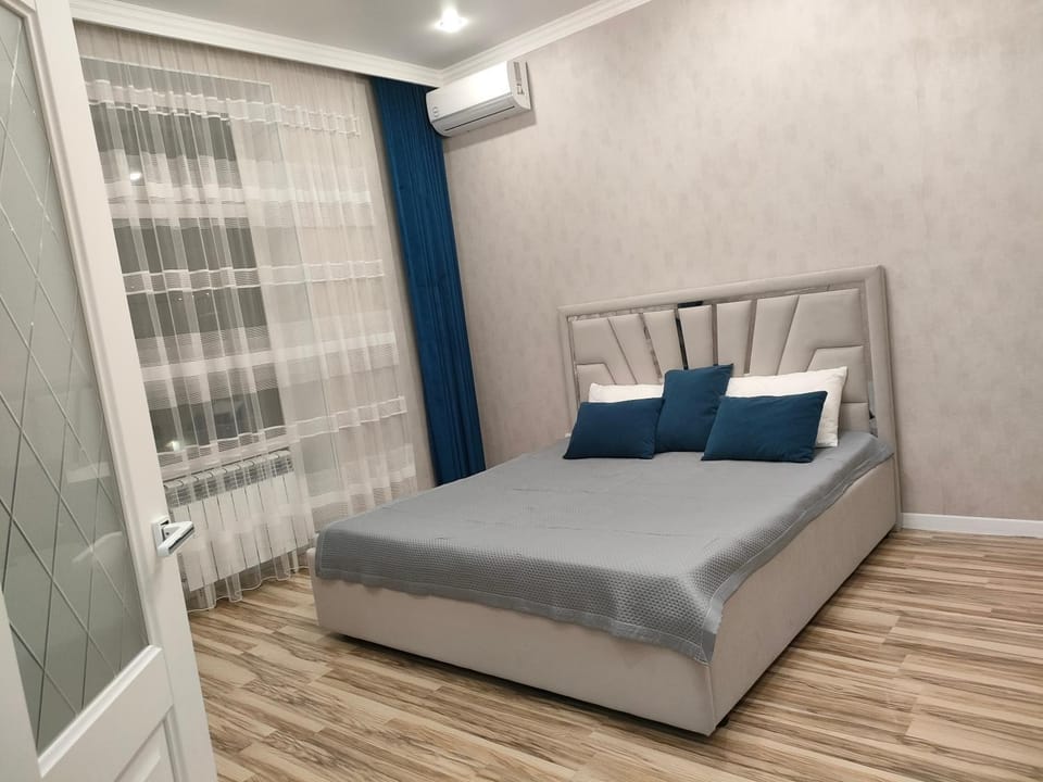 однокомнатная квартира в центре левого берега Apartment in Kazakhstan