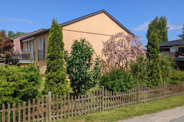 Property building, Garden, Garden view